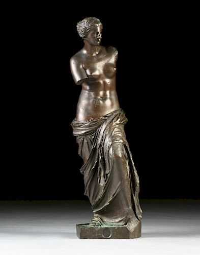 A FRENCH BRONZE VENUS DE MILO  381b86