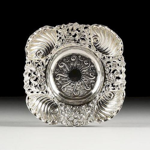 A VICTORIAN REPOUSS STERLING 381c28