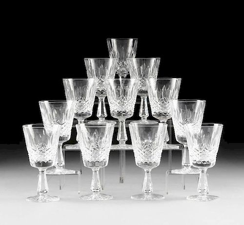 A SET OF TWELVE WATERFORD CUT CRYSTAL 381c7c