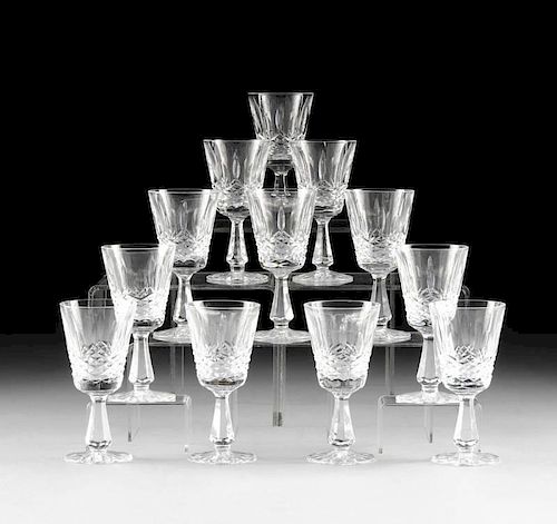 A SET OF TWELVE WATERFORD CUT CRYSTAL 381cc9