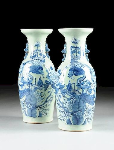 A PAIR OF CHINESE BLUE AND WHITE 381cef