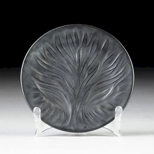 A SET OF SIXTEEN LALIQUE FROSTED 381d7c