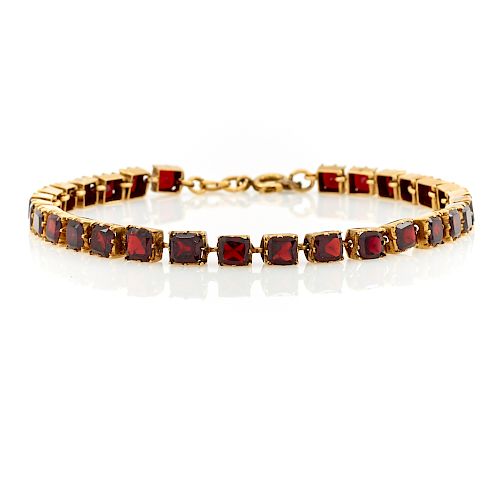 9K YELLOW GOLD GARNET VICTORIAN 381dca