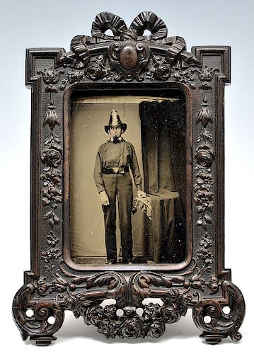 MID 19TH CENTURY TINTYPE FIREMAN 381e11