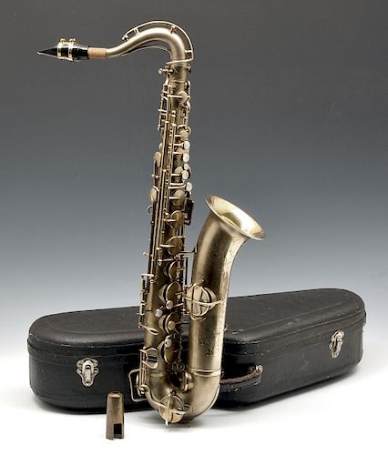 C MELODY TENOR SAXOPHONE WITH CASE  381e33