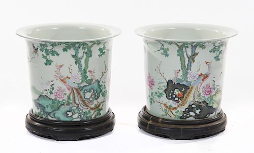 PAIR OF CHINESE PORCELAIN PLANTERS