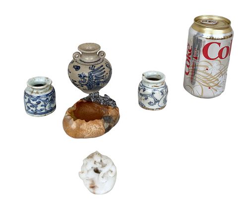 GROUP CHINESE/ASIAN PORCELAIN WARESthe