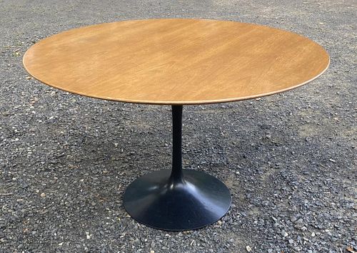 SAARINEN KNOLL MCM WALNUT TULIP 3820e7