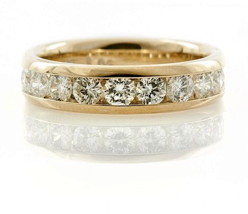 14K WHITE GOLD AND DIAMOND RING14k