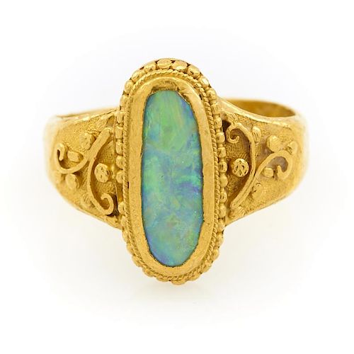 22K YELLOW GOLD AND OPAL RING22k 382215