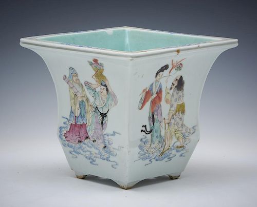 CHINESE PORCELAIN JARDINIERE SQUARE 3822d3