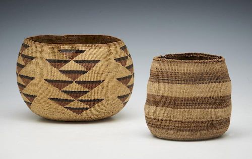 2 HUPA NATIVE AMERICAN BASKETS2 382313