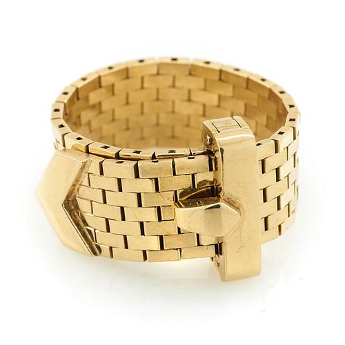 14K YELLOW GOLD BUCKLE RING.14k