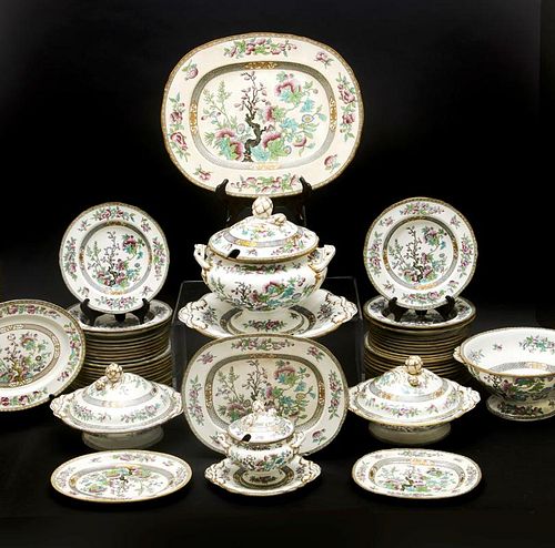 LARGE SET OF MINTON "INDIAN TREE"