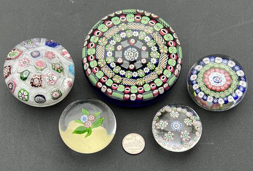 GROUP FIVE PAPERWEIGHTS: CLICHY,