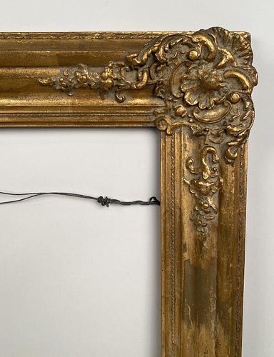 LARGE ANTIQUE GILT PORTRAIT FRAMEFrame  3824d9