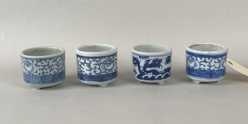 GROUP FOUR CHINESE B W PORCELAIN 382537