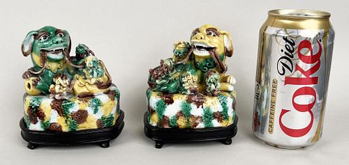 PAIR CHINESE PORCELAIN POLYCHROME 382573