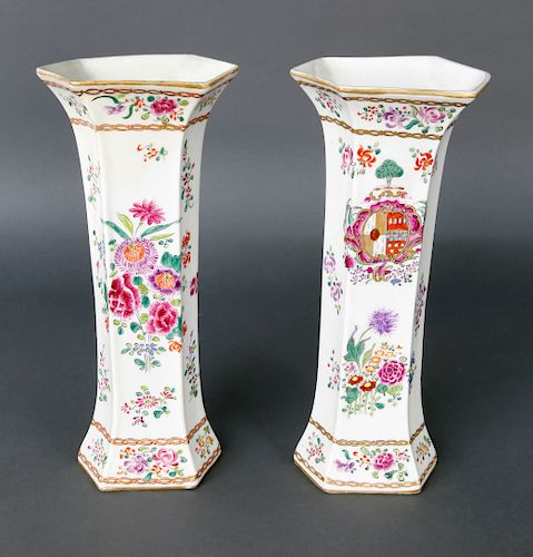 PAIR OF CHINESE EXPORT ARMORIAL 380089