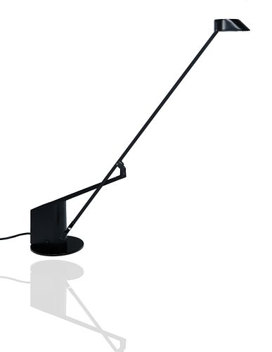 THE ALA TABLE LAMP DESIGNED BY 3800d7