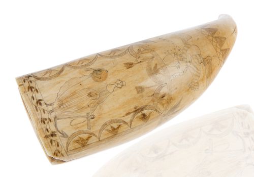 AN ANTIQUE AMERICAN SCRIMSHAW FEATURING