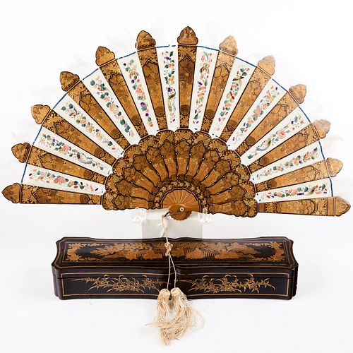 CHINESE SILK HAND FAN LACQUER +