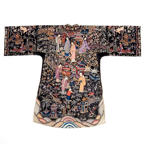 EARLY 20TH C. CHINESE EMBROIDERED