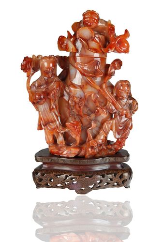 MODERN CHINESE CARVED AGATE VASEmodelled 380370