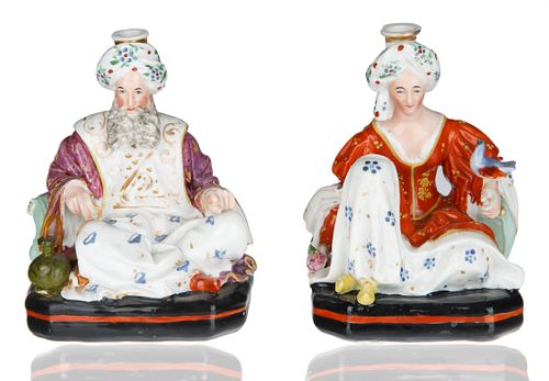 PAIR OF FONTAINEBLEAU PERFUME BOTTLESmodelled 3803a5
