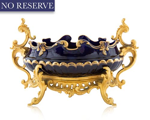 A FRENCH ORMOLU-MOUNTED PORCELAIN