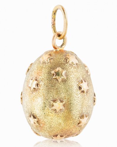 A FABERGE YELLOW GOLD EGG PENDANT,