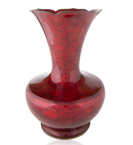 A PIGEON BLOOD RED ENAMEL VASE,