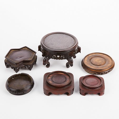 GRP 6 CHINESE CARVED WOOD STANDSGroup 380562