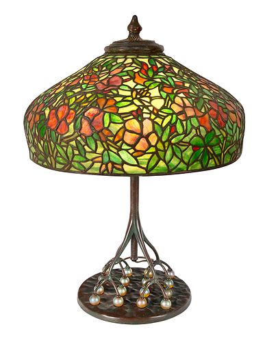 A MODERN TIFFANY STUDIOS STYLE 3806ac