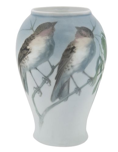 A RUSSIAN PORCELAIN 'SPARROW' VASE,