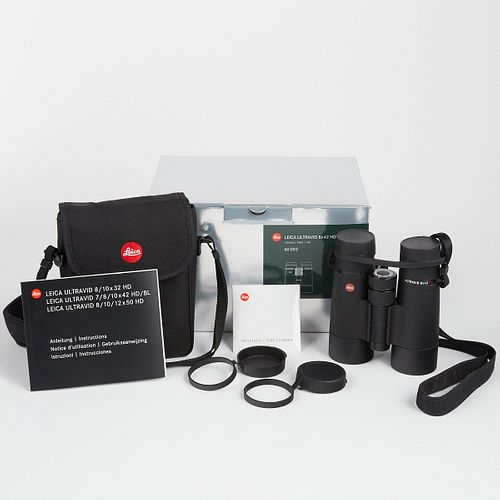 LEICA ULTRAVID 8X42 HD BINOCULARS 380834