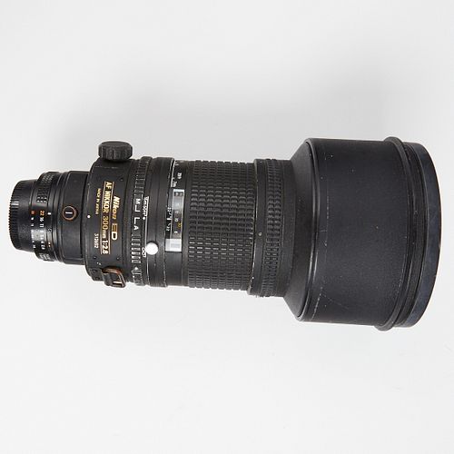 NIKON ED AF NIKKOR 300MM 1:2.8