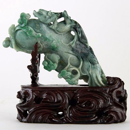 LARGE 20TH C. CHINESE GREEN JADE
