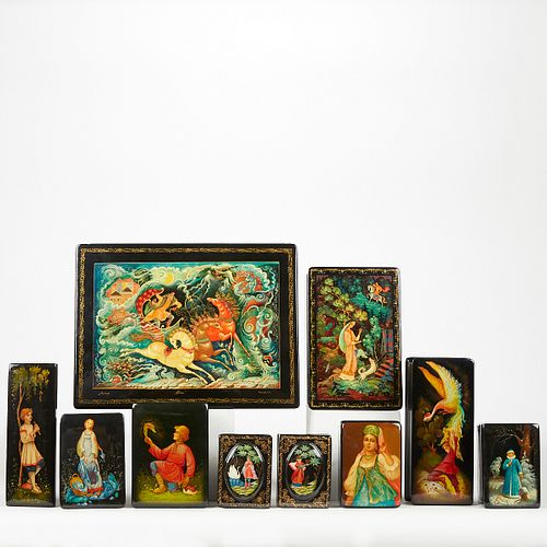 GROUP OF 10 RUSSIAN LACQUER BOXESGroup 380926