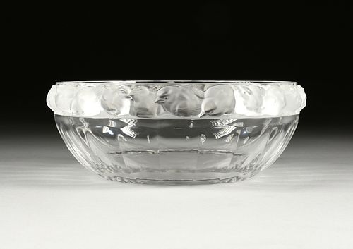 A LALIQUE CLEAR AND FROSTED CRYSTAL 3809ed