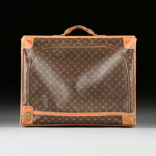 A VINTAGE LOUIS VUITTON SOFTSIDED