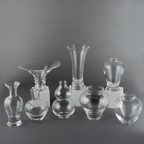 GRP: 8 STEUBEN CRYSTAL GLASS VASESSteuben,