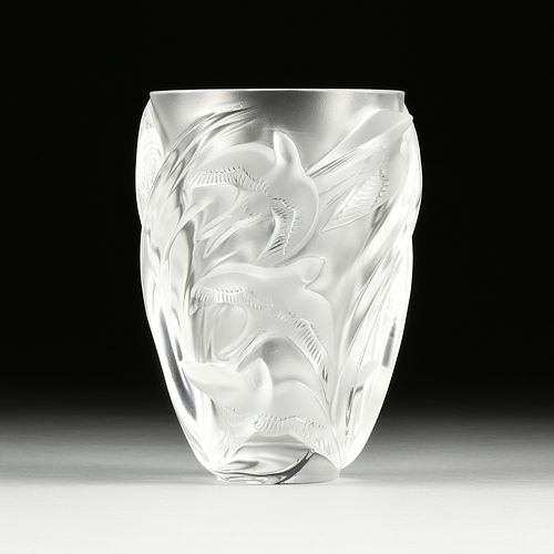 A LALIQUE FROSTED CRYSTAL MARTINETS  380c5d