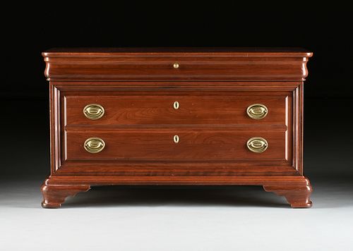 A CHIPPENDALE STYLE MAHOGANY STORAGE 380e1d