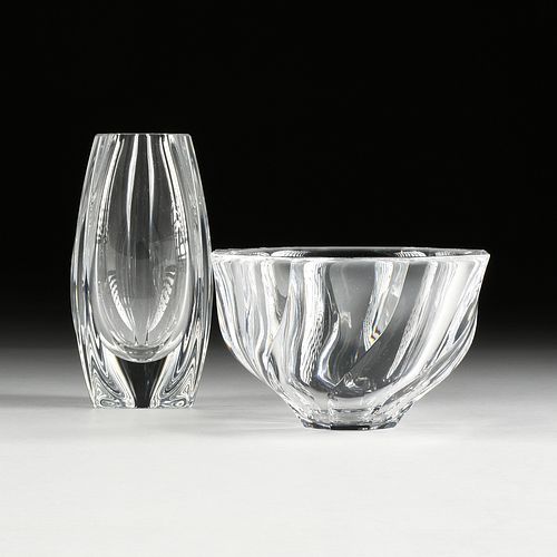 A BACCARAT CRYSTAL "BOUTON D'OR