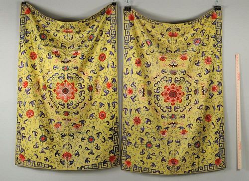 PAIR CHINESE EMBROIDERED PANELSPair 38373d