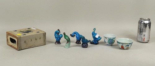 GROUP SMALL CHINESE PORCELAIN ITEMSGroup 3837a1