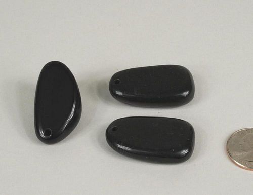 THREE CHINESE CARVED BLACK JADE 38379a