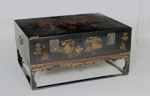 ASIAN LACQUER CHEST ON STANDAsian 38379c