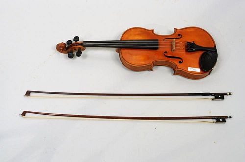 VIOLIN WITH CASE,TWO BOWSViolin with